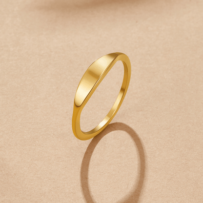 Pipa Gold Signet Ring